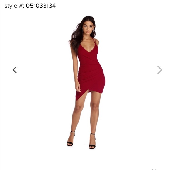 Party dress 💃🏽 - Picture 7 of 8